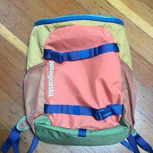 Patagonia Refugio Coral and Tan Backpack with Blue Straps